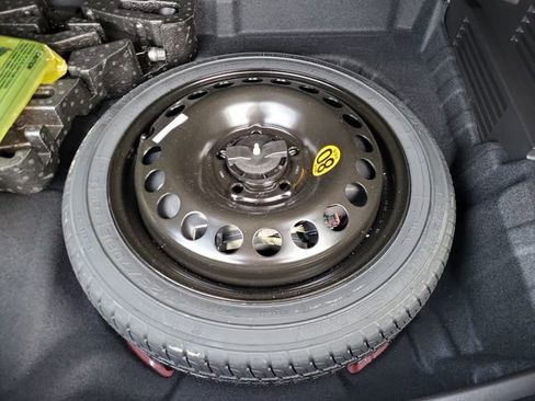 Used 2023 Chevrolet TrailBlazer RS image 30