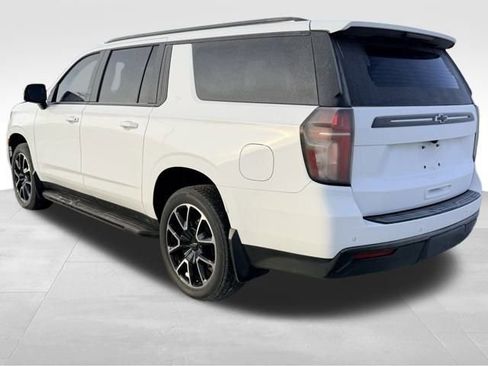 Certified 2022 Chevrolet Suburban RST w/ Luxury Package image 3