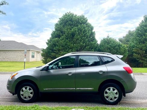 Used 2015 Nissan Rogue S image 5