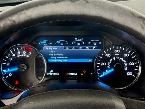 Used 2019 Ford F150 Platinum w/ Equipment Group 701A Luxury image 16