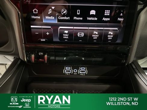 New 2025 RAM 2500 Laramie image 35