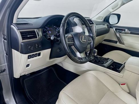 Used 2020 Lexus GX 460 Premium w/ Premium Package AWD/4WD image 9