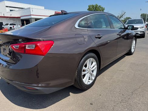 Used 2016 Chevrolet Malibu LT FWD image 11