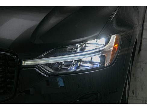 Used 2025 Volvo XC60 T8 Plus w/ Protection Package Premier AWD/4WD image 25