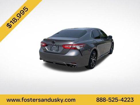 Used 2018 Toyota Camry SE FWD image 5