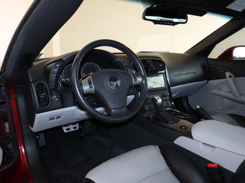 Used 2011 Chevrolet Corvette Grand Sport w/ Preferred Equipment Group RWD image 23