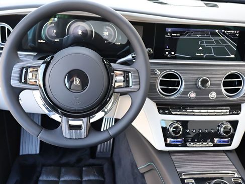 New 2026 Rolls-Royce Spectre AWD/4WD image 17