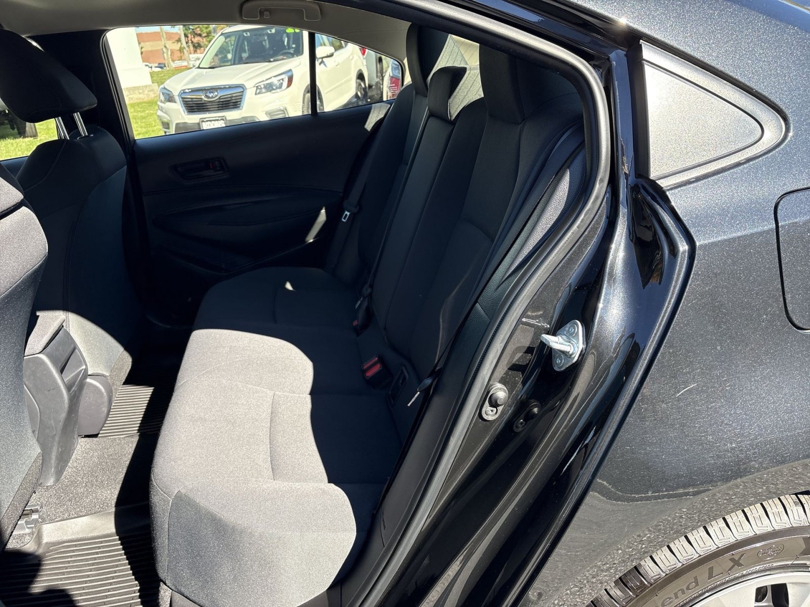 Used 2022 Toyota Corolla LE FWD image 22