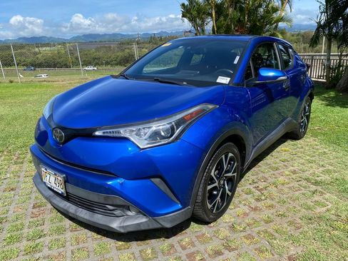 Used 2018 Toyota C-HR XLE FWD image 21