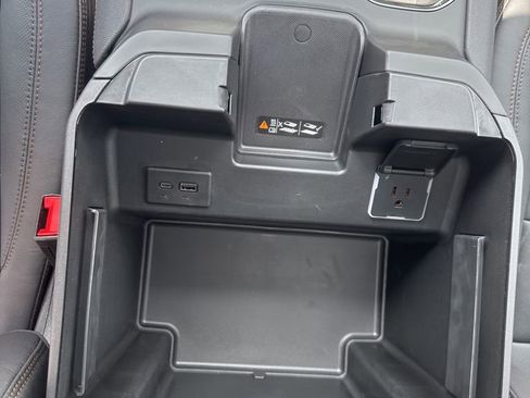 Used 2026 GMC Sierra 1500 AT4 w/ AT4 Premium Package AWD/4WD image 32