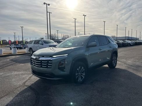 New 2026 Chevrolet Equinox LT w/ Safety and Technology Package image 7