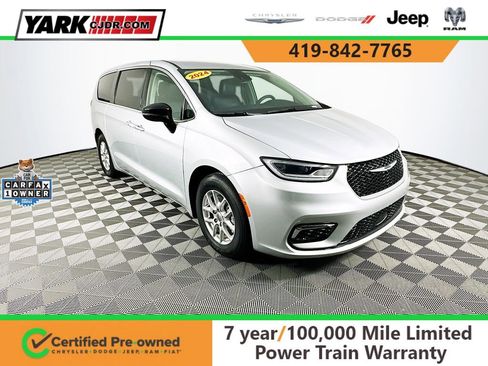 Certified 2024 Chrysler Pacifica Touring-L image 1