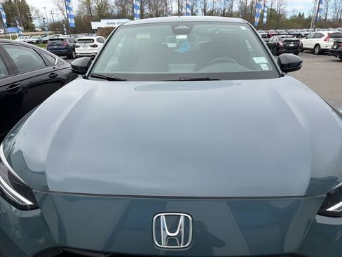 Used 2024 Honda HR-V Sport image 3