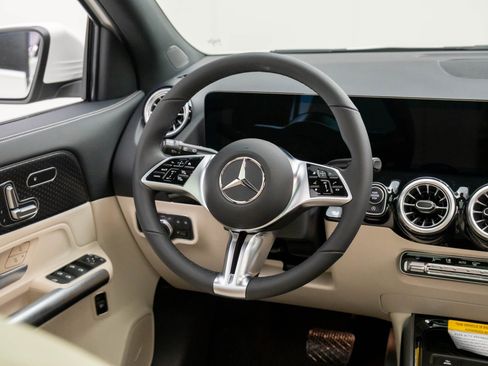 New 2026 Mercedes-Benz GLA 250 GLA 250 image 12