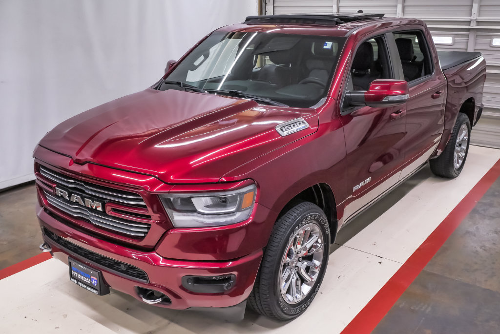 Used 2024 RAM 1500 Laramie RWD image 1