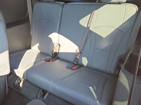 Used 2022 Buick Enclave Premium w/ Surround and Sites Package image 29