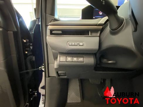 New 2026 Toyota bZ FWD image 31