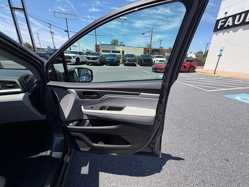 Used 2022 Honda Odyssey EX image 23