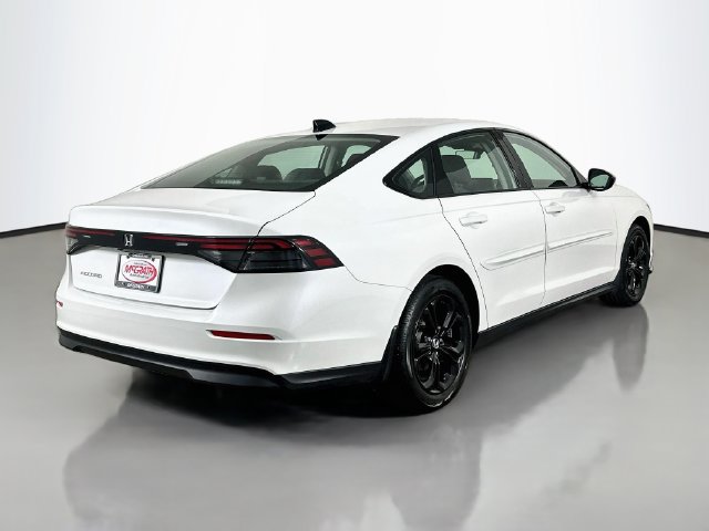 Certified 2025 Honda Accord SE image 19