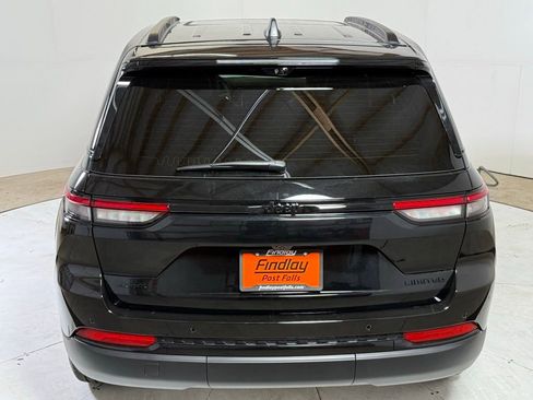 New 2025 Jeep Grand Cherokee Limited w/ Luxury Tech Group II image 6