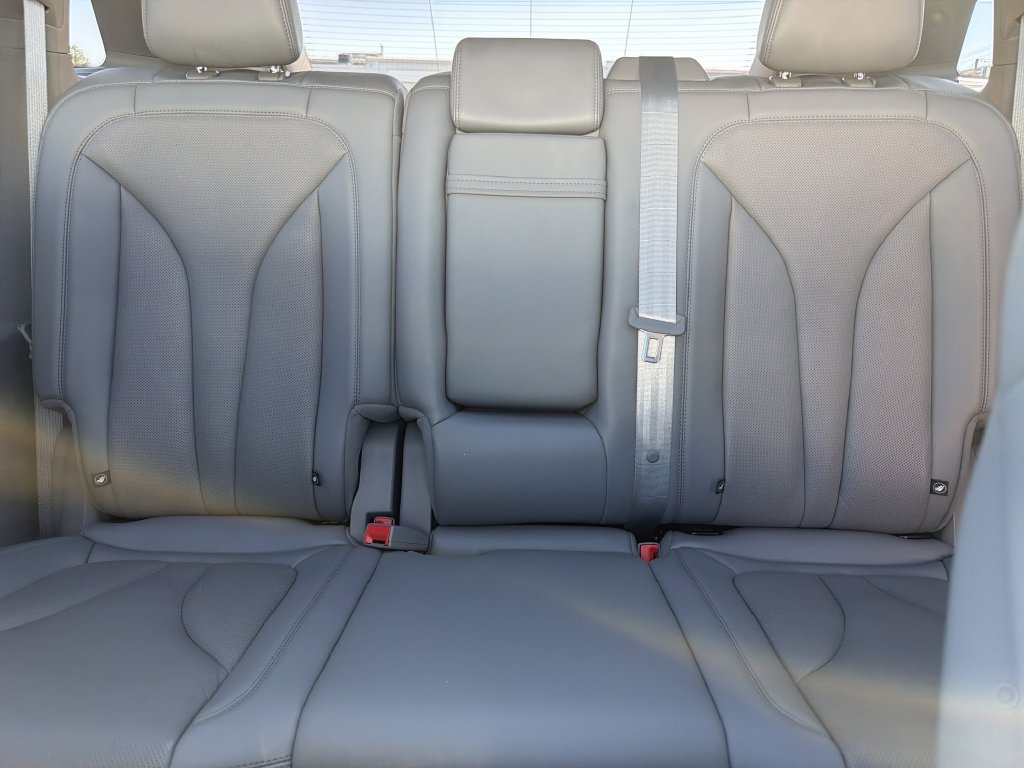 Used 2022 Lincoln Nautilus Reserve w/ Cargo Utility Package AWD/4WD image 20