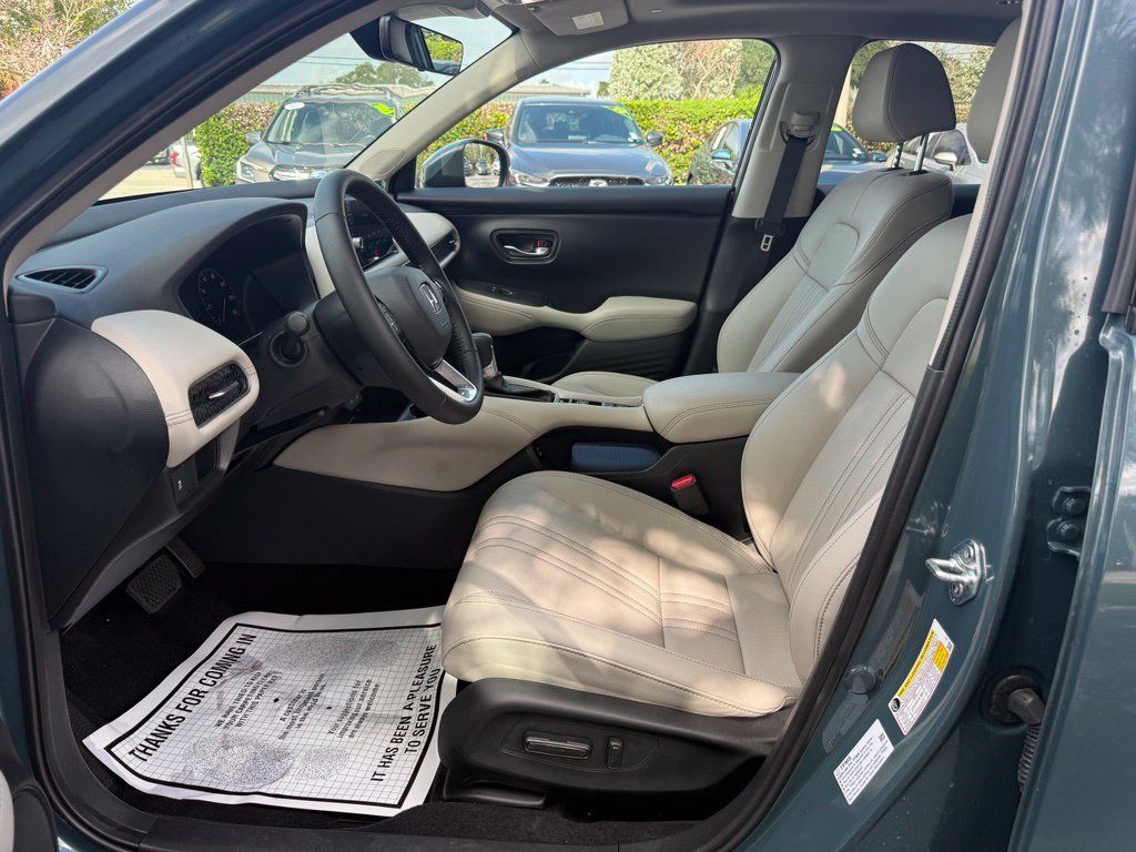 New 2027 Honda HR-V EX-L image 9