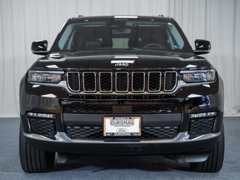 Used 2022 Jeep Grand Cherokee L Limited AWD/4WD image 2