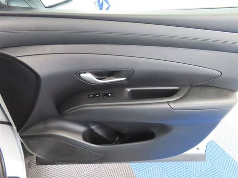 Used 2025 Hyundai Tucson SEL FWD image 33