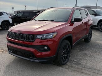 New 2026 Jeep Compass Latitude video 1