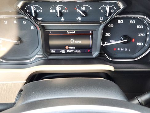 Used 2021 GMC Sierra 1500 SLT w/ SLT Convenience Package AWD/4WD image 13