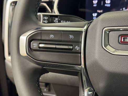 New 2026 GMC Canyon Elevation w/ Convenience Package image 32