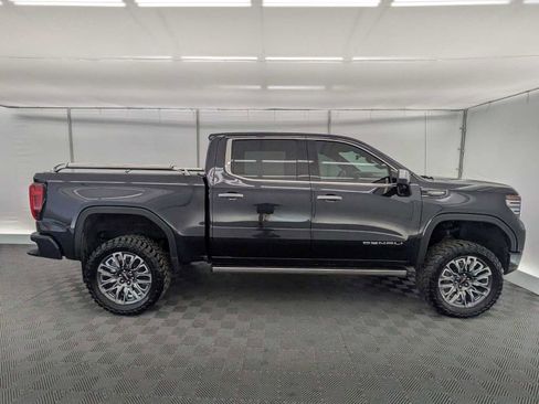 Used 2024 GMC Sierra 1500 Denali Ultimate AWD/4WD image 7
