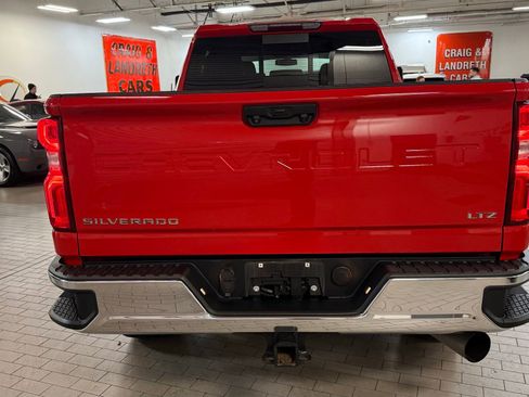 Used 2020 Chevrolet Silverado 2500 LTZ w/ LTZ Convenience Package image 6