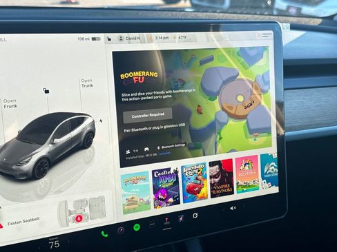 Used 2025 Tesla Model Y Long Range image 25