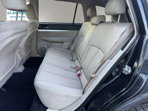 Used 2011 Subaru Outback 2.5i Premium AWD/4WD image 19
