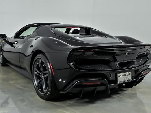 Used 2024 Ferrari 296 GTS RWD image 8