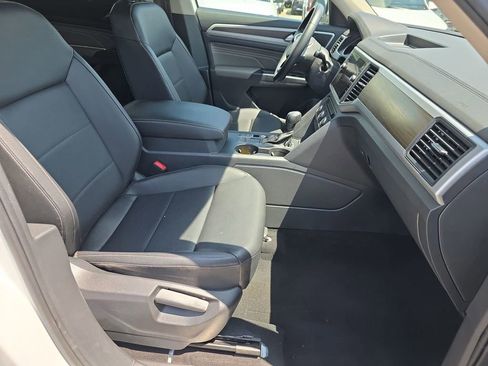 Used 2021 Volkswagen Atlas SE FWD image 10