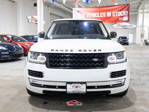 Used 2017 Land Rover Range Rover HSE image 2