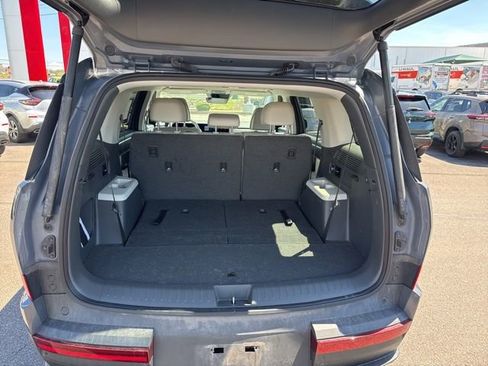 Used 2025 Hyundai Santa Fe SEL AWD/4WD image 32