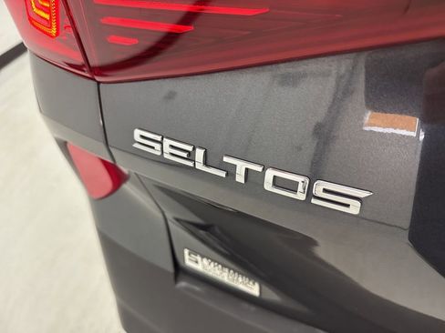 Used 2021 Kia Seltos SX AWD/4WD image 15