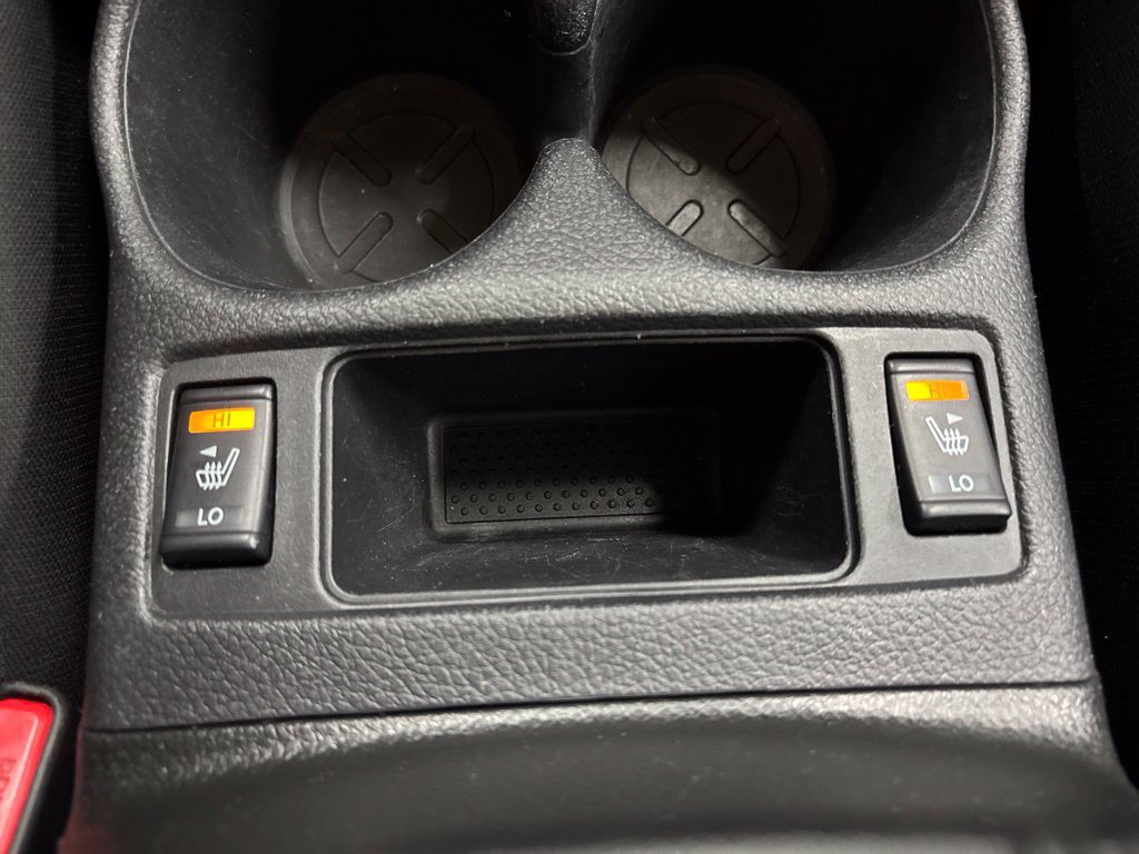 Used 2018 Nissan Rogue SV AWD/4WD image 30