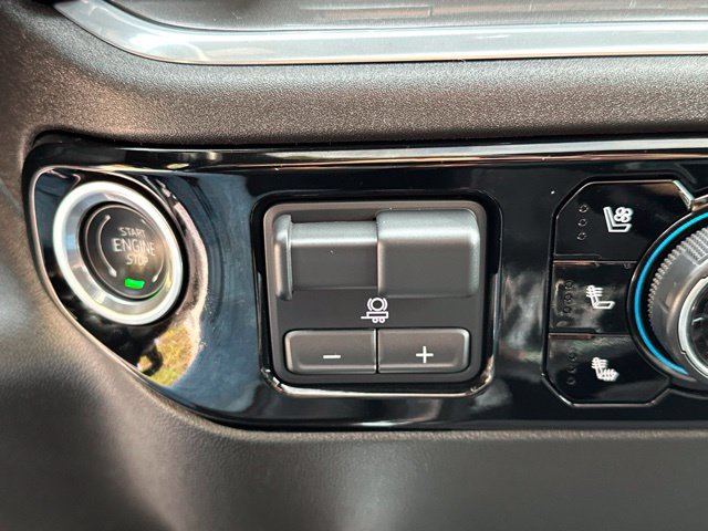 Used 2025 Chevrolet Silverado 3500 High Country w/ High Country Premium Package AWD/4WD image 38