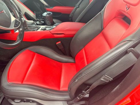 Used 2018 Chevrolet Corvette Stingray Coupe w/ 2LT Preferred Equipment Group image 11