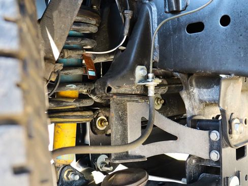 Used 2022 Nissan Frontier Pro-X RWD image 7