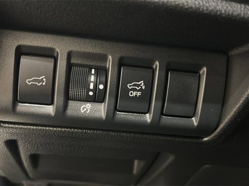 Used 2025 Subaru Outback Onyx Edition image 21