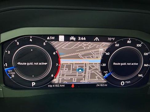 Used 2022 Volkswagen Atlas SEL image 17