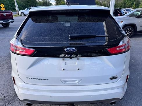 Used 2022 Ford Edge Titanium w/ Equipment Group 301A AWD/4WD image 4