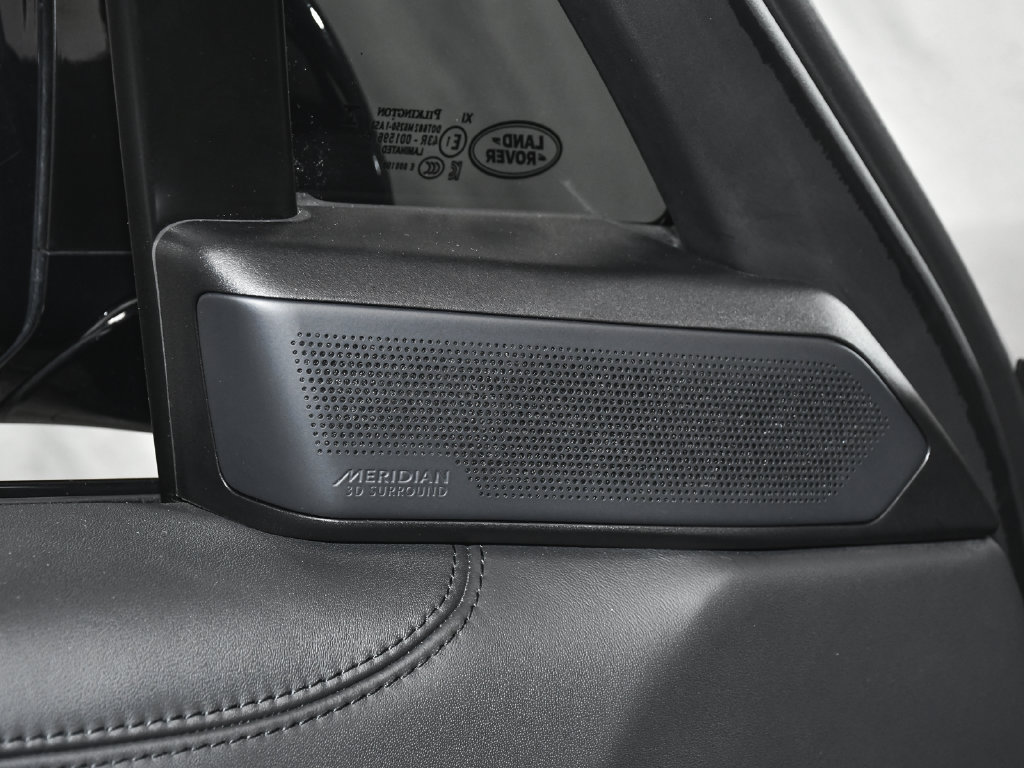 Used 2023 Land Rover Range Rover Autobiography AWD/4WD image 11