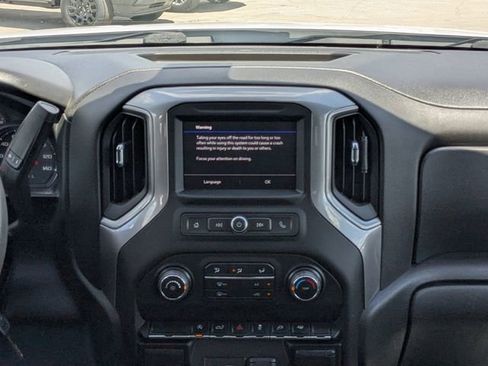Used 2022 Chevrolet Silverado 1500 Custom RWD image 17