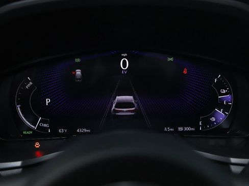 Certified 2025 MAZDA CX-90 Plug-In Hybrid w/ Preferred image 26